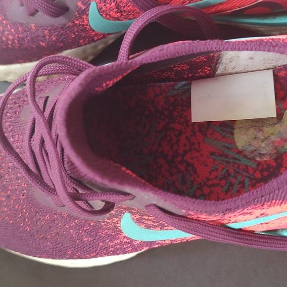 Nike women's running shoes - Picture 7 of 8